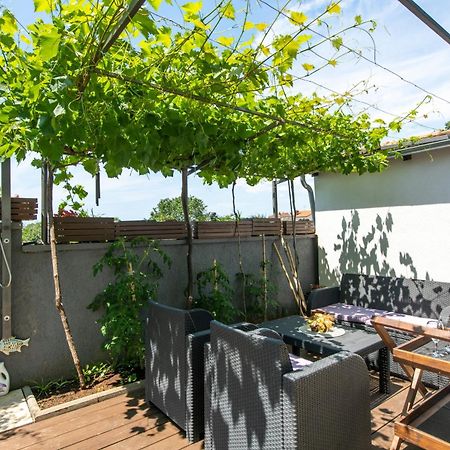 Apartments Greta & Ivona Pula Zewnętrze zdjęcie