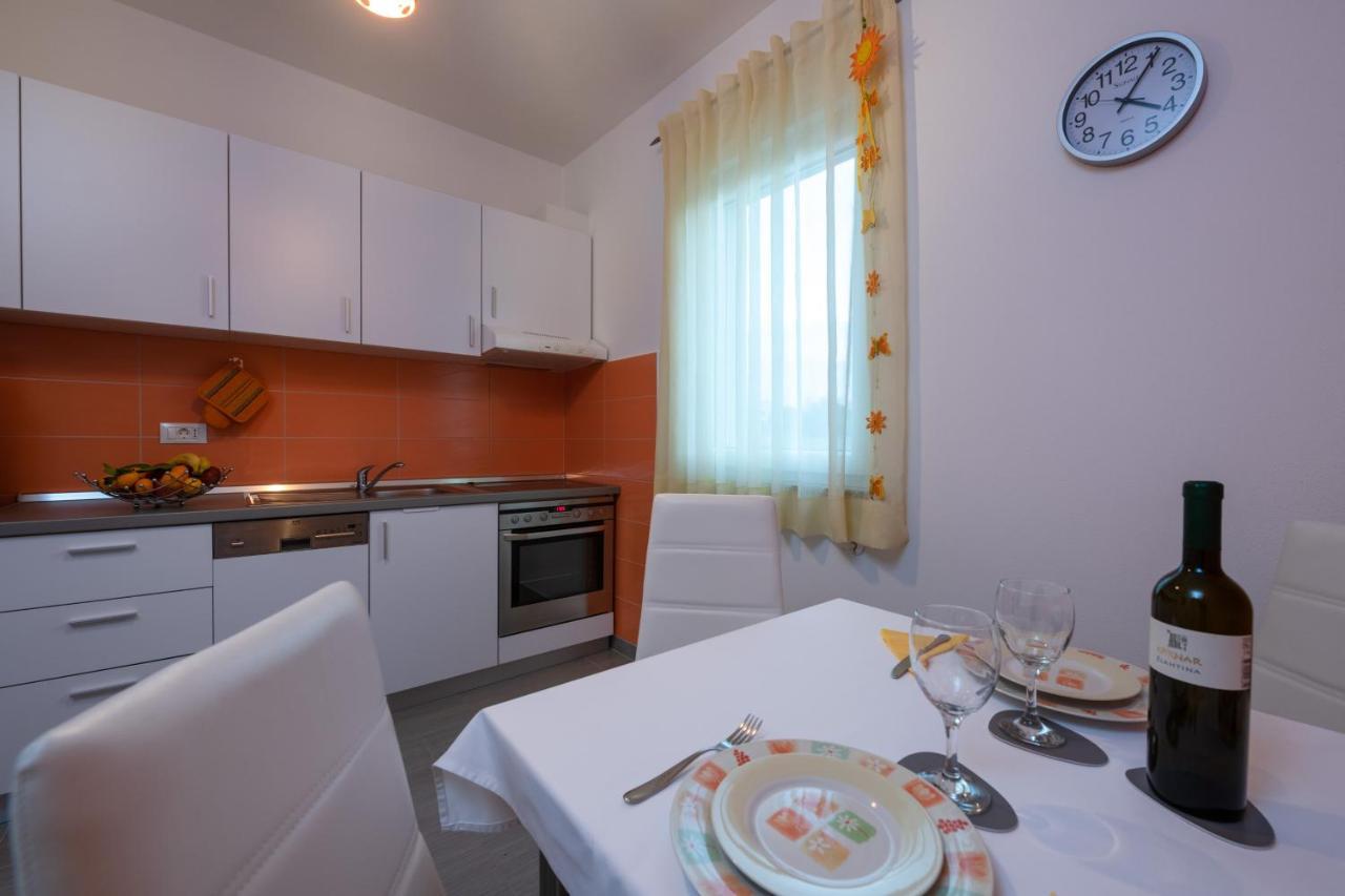 Apartments Greta & Ivona Pula Zewnętrze zdjęcie
