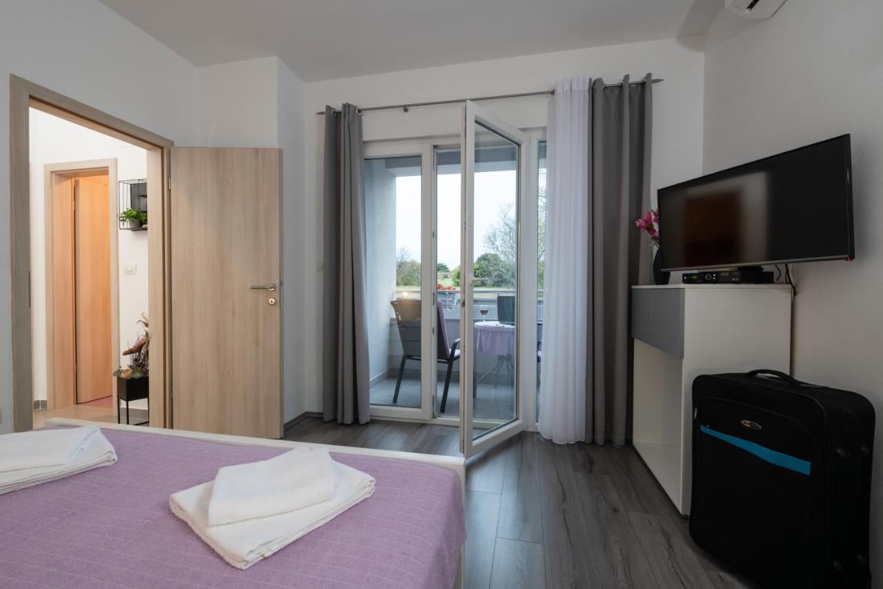 Apartments Greta & Ivona Pula Zewnętrze zdjęcie