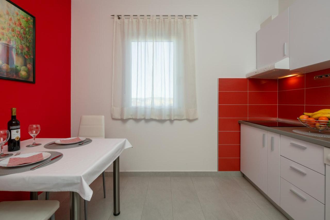 Apartments Greta & Ivona Pula Zewnętrze zdjęcie