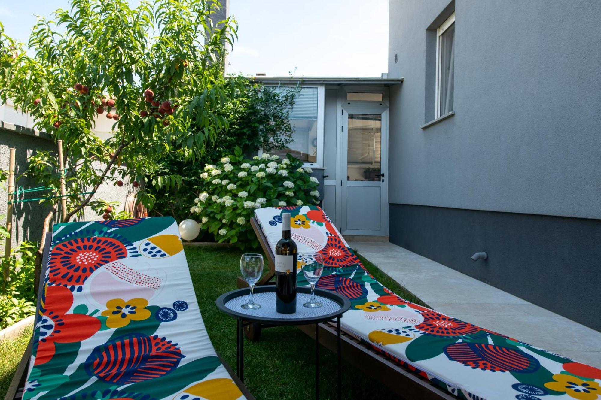Apartments Greta & Ivona Pula Zewnętrze zdjęcie